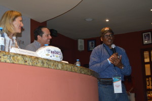 Floyd Little fue el primero en hablar de los seis visitantes que están en el anillo de honor de los Broncos. Foto: Sixto López