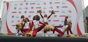 Como animadoras del evento estuvieron las porristas de Pieles Rojas de Washington. Fotos: Cortesía de NFL México.